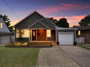 1910 Westminster Ave, Windsor, ON N8T 1X6