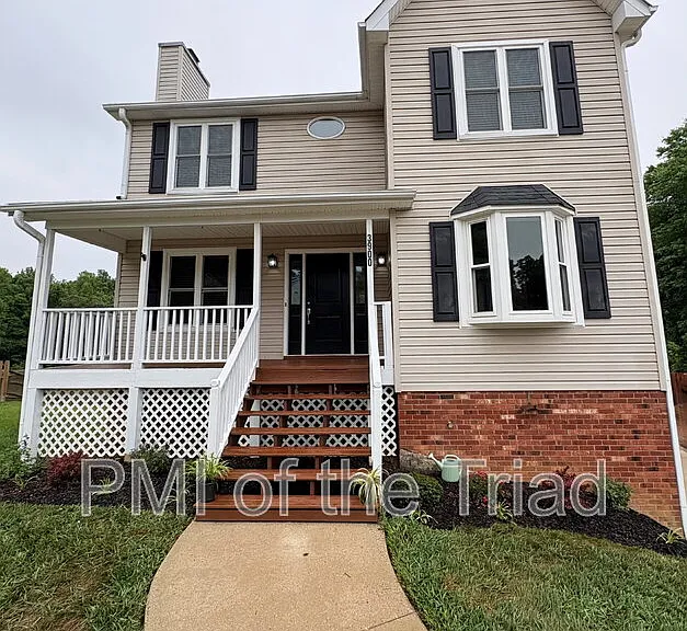 3900 Hunt Chase Ct — Photo 2