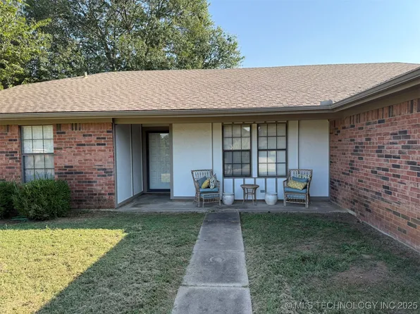 5211 Roadrunner Dr, Durant, OK 74701