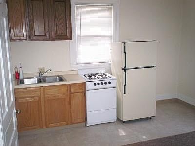 2nd image of 9 N Hancock St APT 7