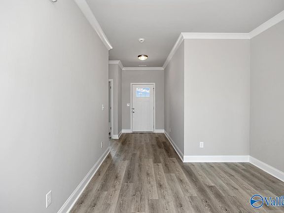 3rd image of 143 Keller Dr