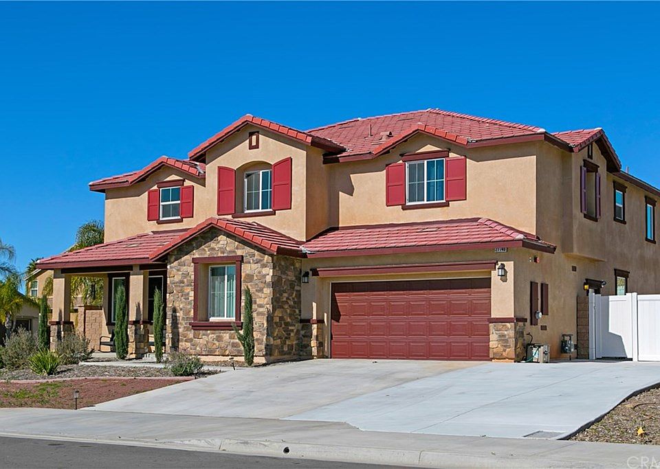 2nd image of 27740 Bahama Bay St