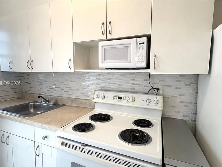 4410 NE 2nd Ave #4414 — Photo 9