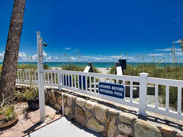1555 Tarpon Center Dr #243 — Photo 31