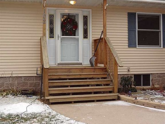2nd image of 102 Quandt Trl