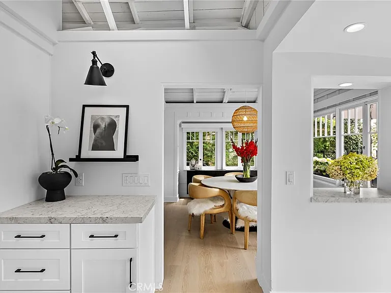 592 Bluebird Canyon Dr — Photo 22