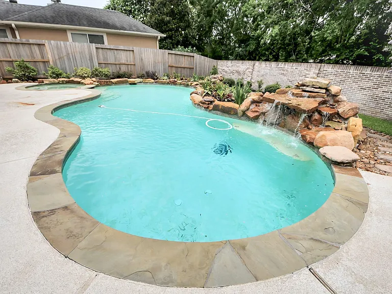 14207 Jade Cove Dr — Photo 44