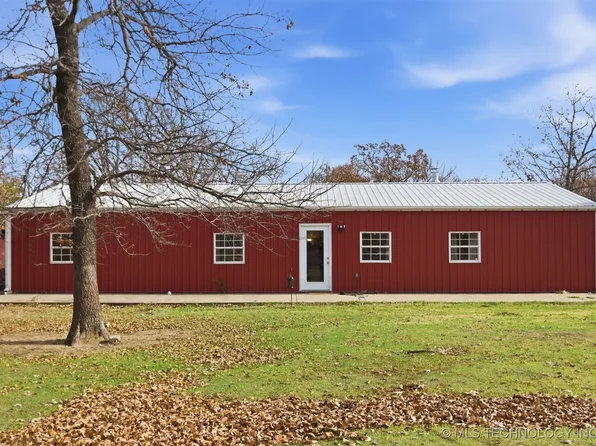 20435 Grant Rd, Okmulgee, OK 74447