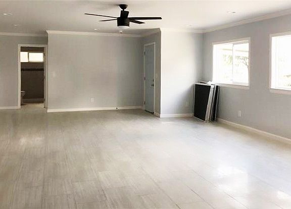 extra-large living area