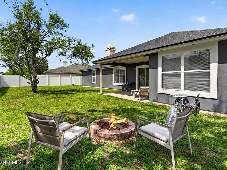 10842 Lydia Estates Dr — Photo 48
