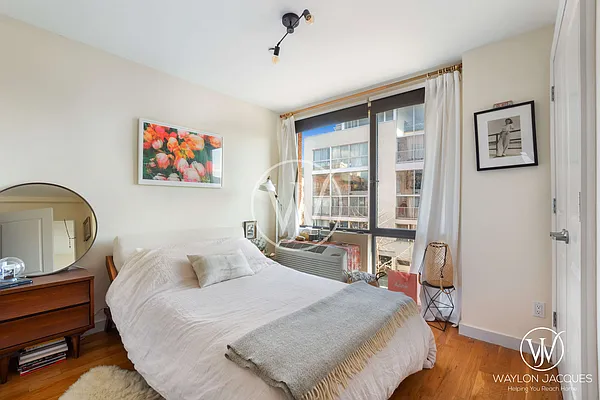 Rented by Compass | media 12