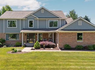 7662 Hidden Ponds Blvd, Brighton, MI