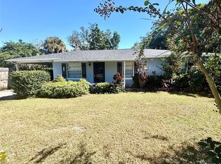 2955 Howard St, Mulberry, FL 33860