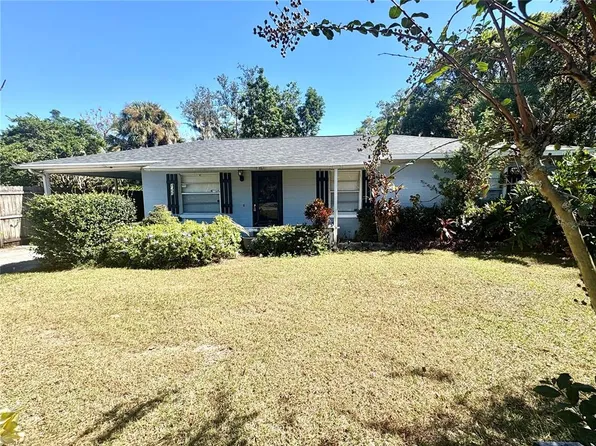 2955 Howard St, Mulberry, FL 33860
