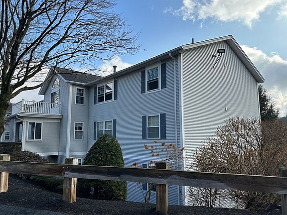 2nd image of 4 Crestview Dr APT 55