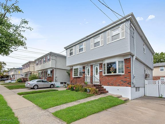 2nd image of 161 Buffalo St
