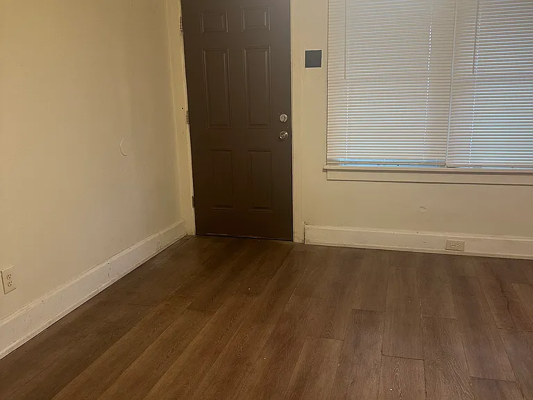 8818 Lowell St — Photo 2