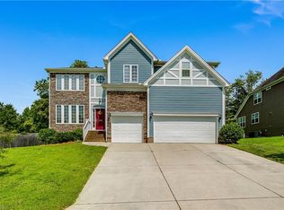 3889 Filton Dr, Greensboro, NC 27406