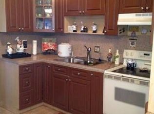261 W 33rd St, Hialeah, FL 33012