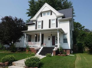 1022 N Kellogg St, Galesburg, IL 61401