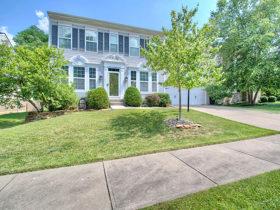 1st image of 152 Grant Park Dr