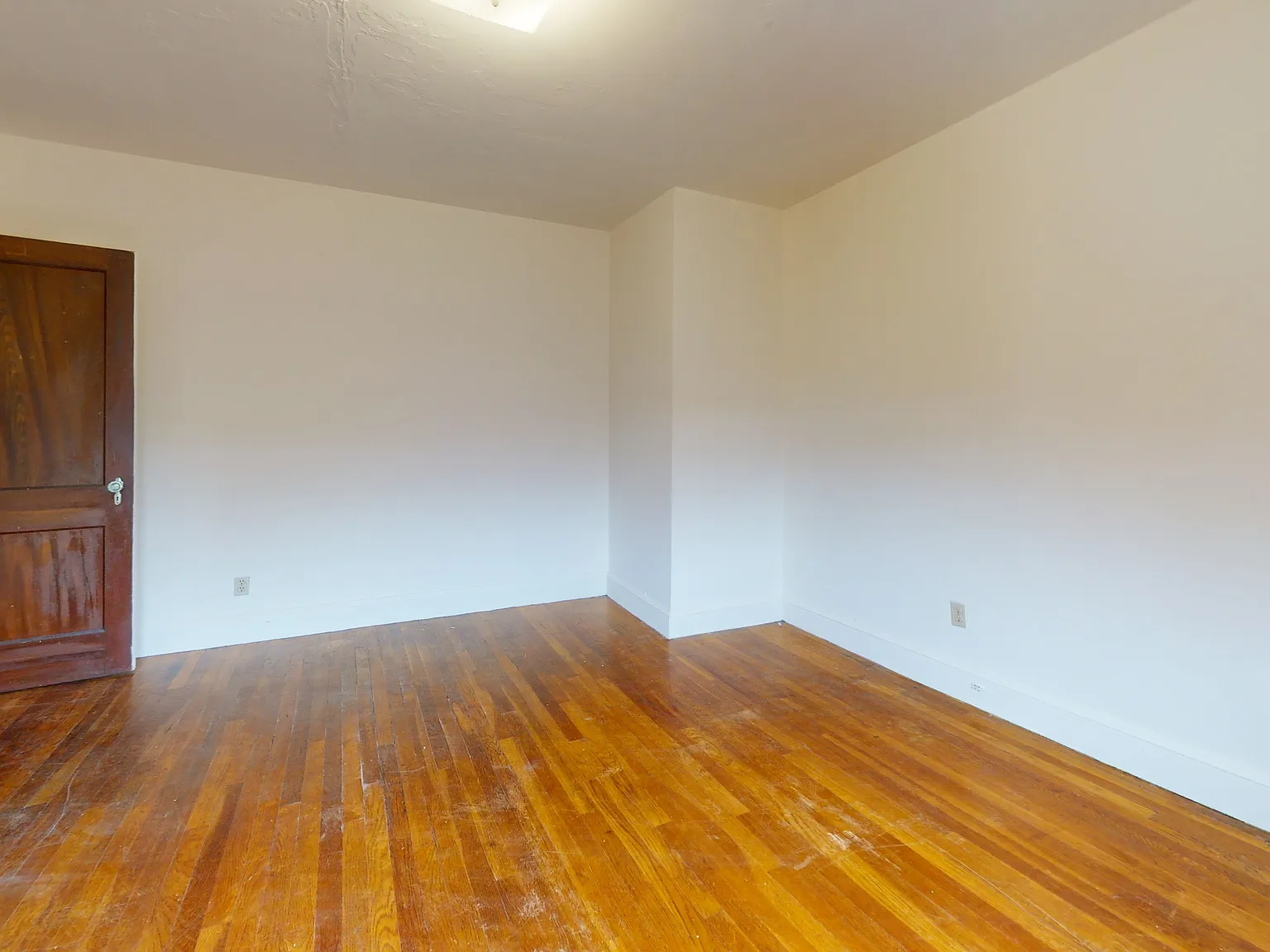 1 bed, 500 sqft, $1,750 — Photo 4