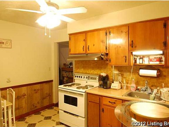 5th image of 7533 Virginia Ave