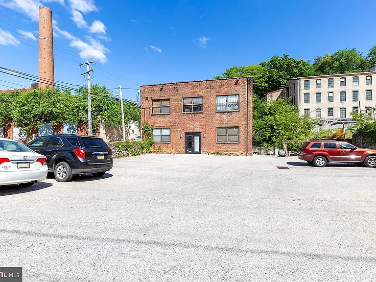 200 Krams Ave #2-3 — Photo 21