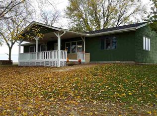 6575 N Pecatonica Rd, Pecatonica, IL 61063