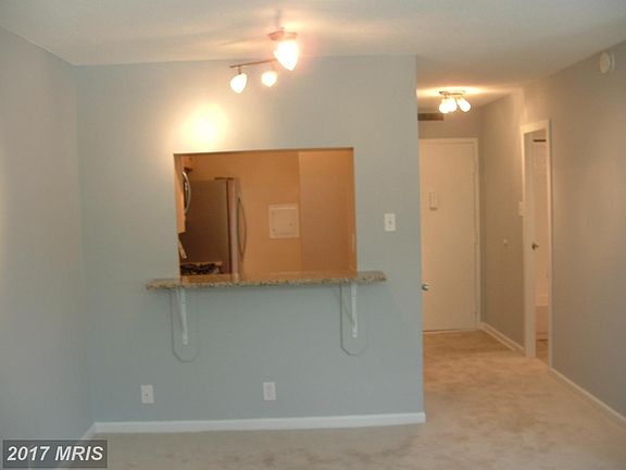 4th image of 2030 N Adams St APT 612
