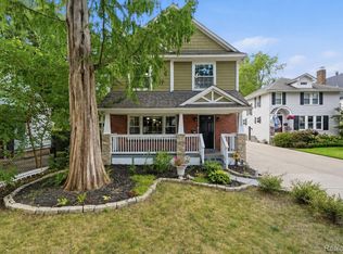 1223 Greenleaf Dr, Royal Oak, MI 48067