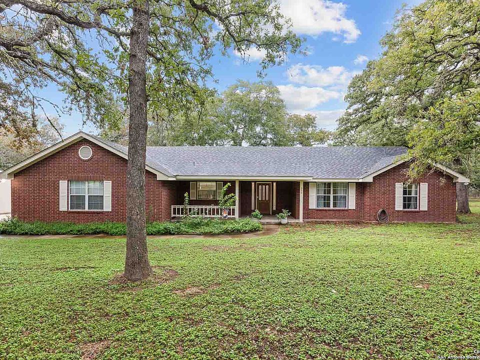 1st image of 252 TWIN OAKS DR