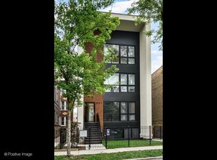 831 N Maplewood Ave #3, Chicago, IL 60622