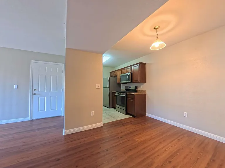 7885 W Flamingo Rd #1140 — Photo 2