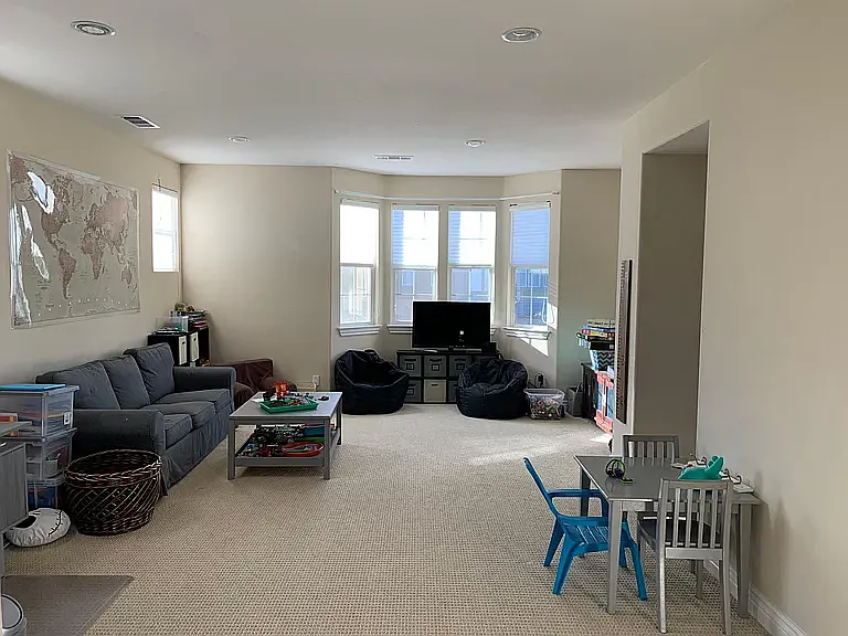 5091 Holborn Way — Photo 8