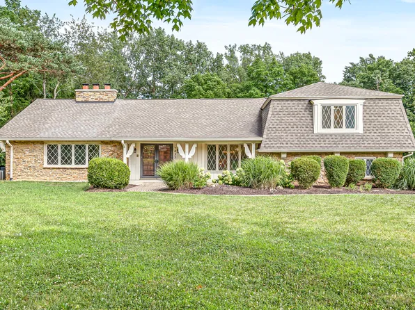 7035 Creekside Ln, Indianapolis, IN 46220