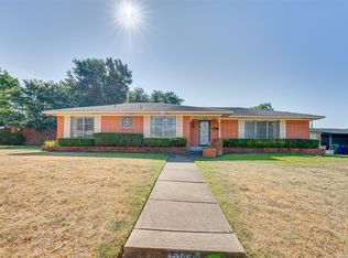 706 Ranier Cir, Garland, TX 75041