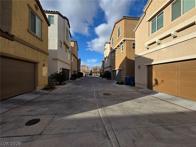 7720 Vibrant Thread Ct — Photo 33