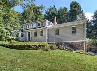 229 Quaker Rd, Chappaqua, NY 10514