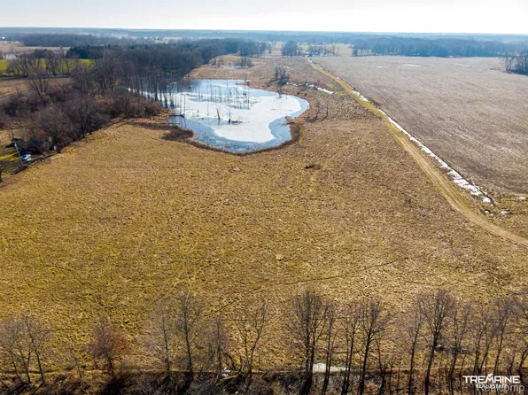 Church Rd, Bancroft, MI 48414