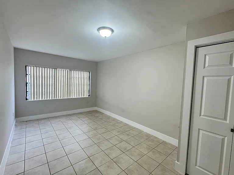 14739 SW 102nd Ter — Photo 14