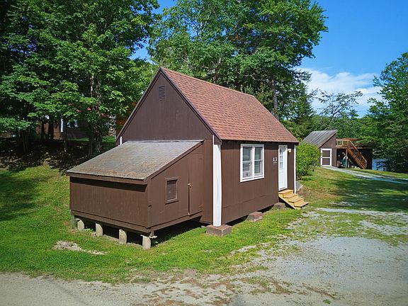3rd image of 2545 Valley Road