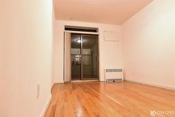 Rented by Oxford Property Group | media 6