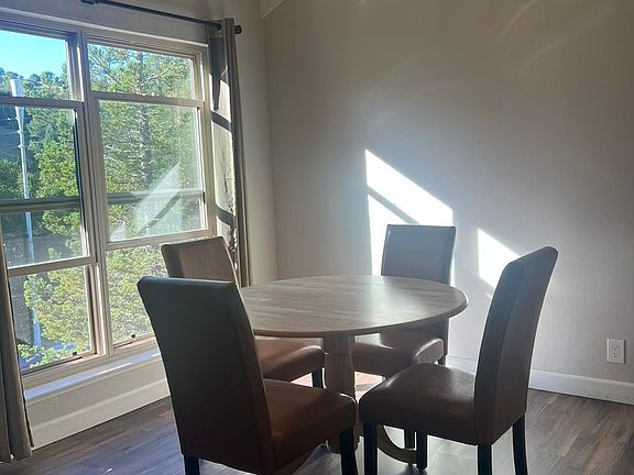 2nd image of 2067 Ascot Dr Unit 243