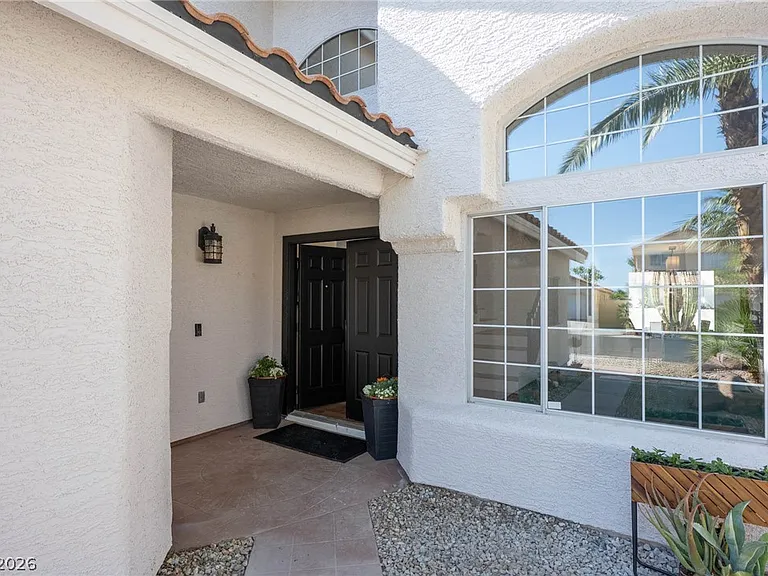 7825 Desert Bell Ave — Photo 3