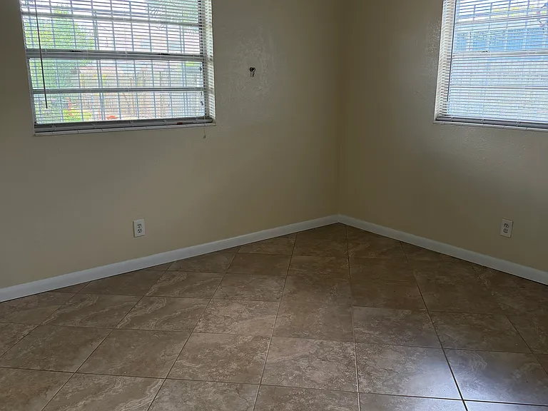 2605 N Matanzas Ave — Photo 7