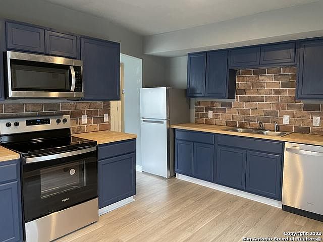 1st image of 334 Huerta St