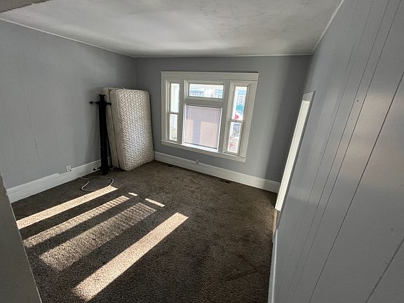 4th image of 310 Apple St #1