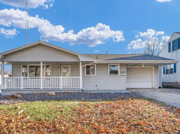 1306 Low St, Bloomington, IL 61701