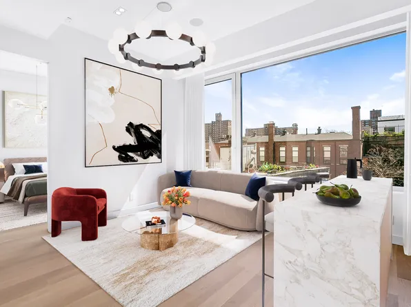 32 East 1st Street 5E image 1 of 13